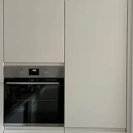 Chic & Cozy Near Nivy Station With Free Garage Parking Lägenhet Bratislava