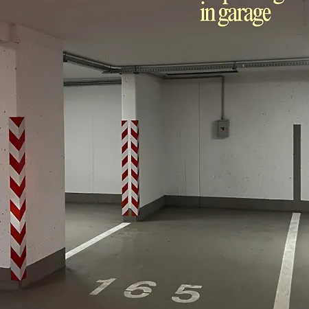 Lägenhet Chic & Cozy Near Nivy Station With Free Garage Parking *