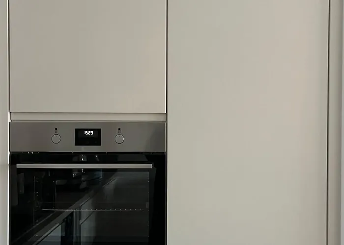 Chic & Cozy Near Nivy Station Διαμέρισμα Μπρατισλάβα