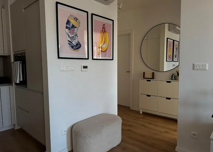 Chic & Cozy Near Nivy Station Appartement Bratislava