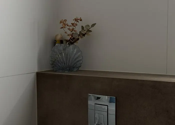 Chic & Cozy Near Nivy Station Апартаменти Братислава